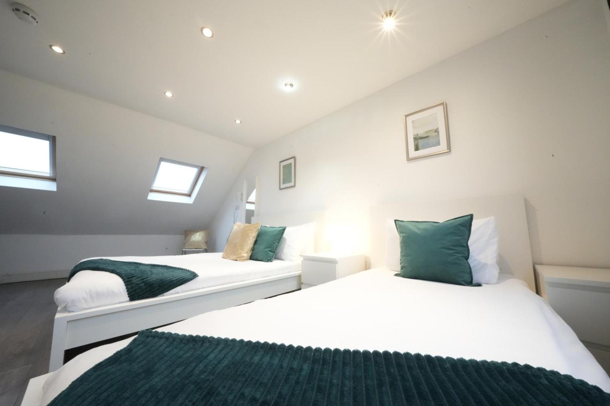 Grand Airport Ensuites Harmondsworth Zewnętrze zdjęcie